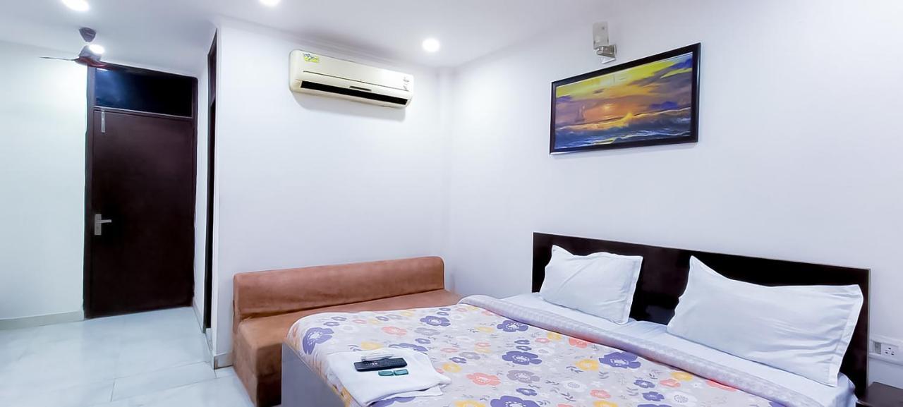 Hotel Tom - Jungpura Chruch Road New Delhi Exterior photo
